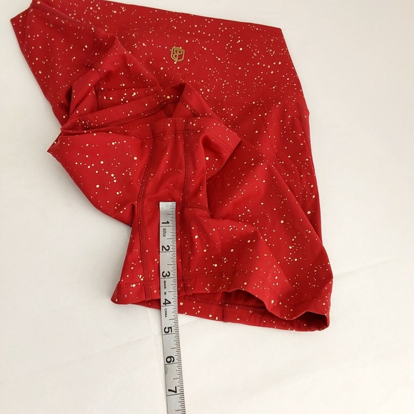 Born Primitive Synergy Short - Picture 8 of 12